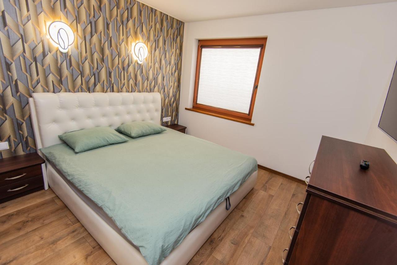 Apartamentai Pas Kaju Senamiestyje Salia Botanikos Parko Palanga Buitenkant foto