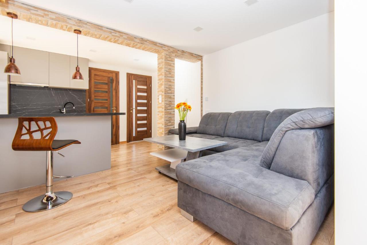 Apartamentai Pas Kaju Senamiestyje Salia Botanikos Parko Palanga Buitenkant foto