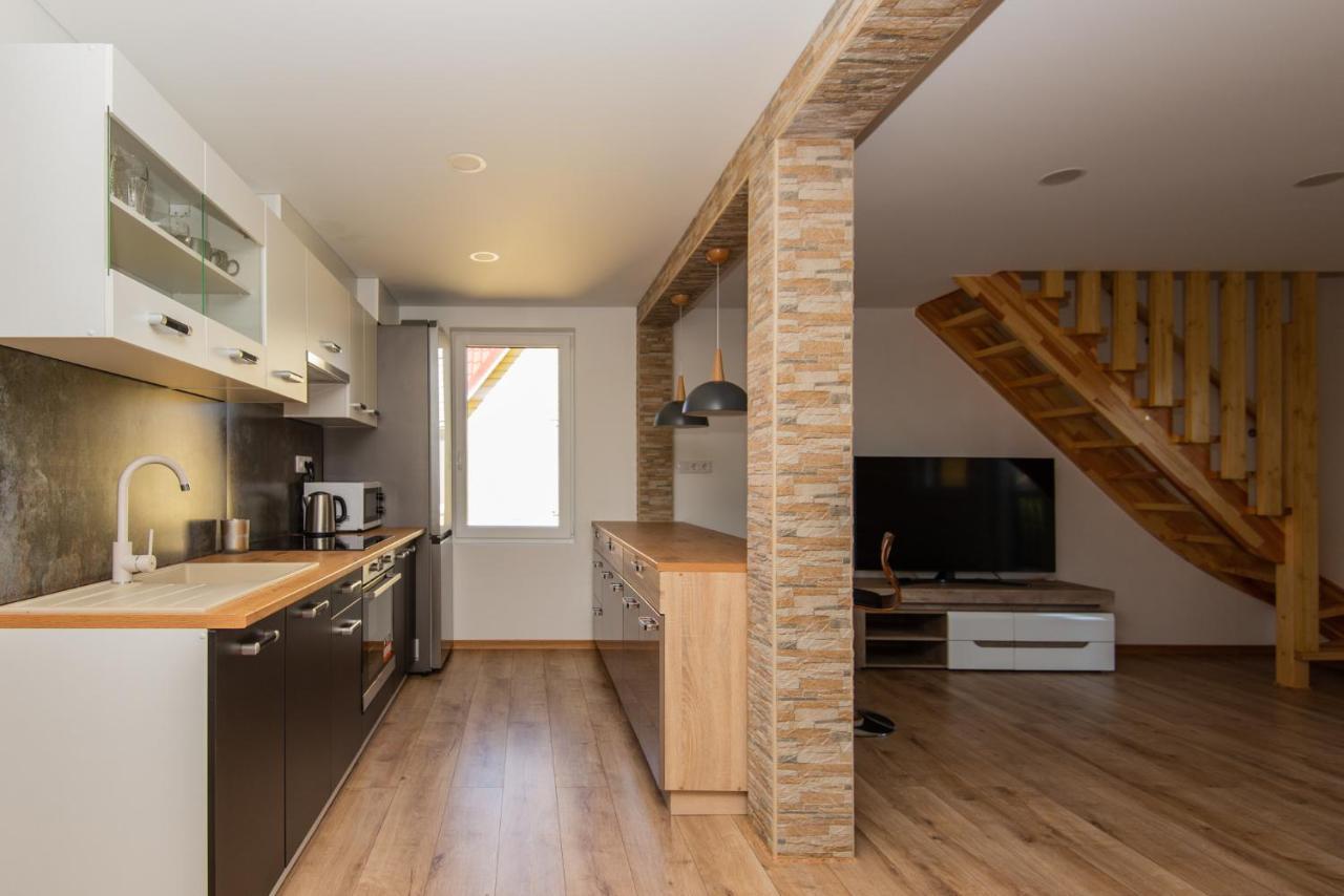 Apartamentai Pas Kaju Senamiestyje Salia Botanikos Parko Palanga Buitenkant foto