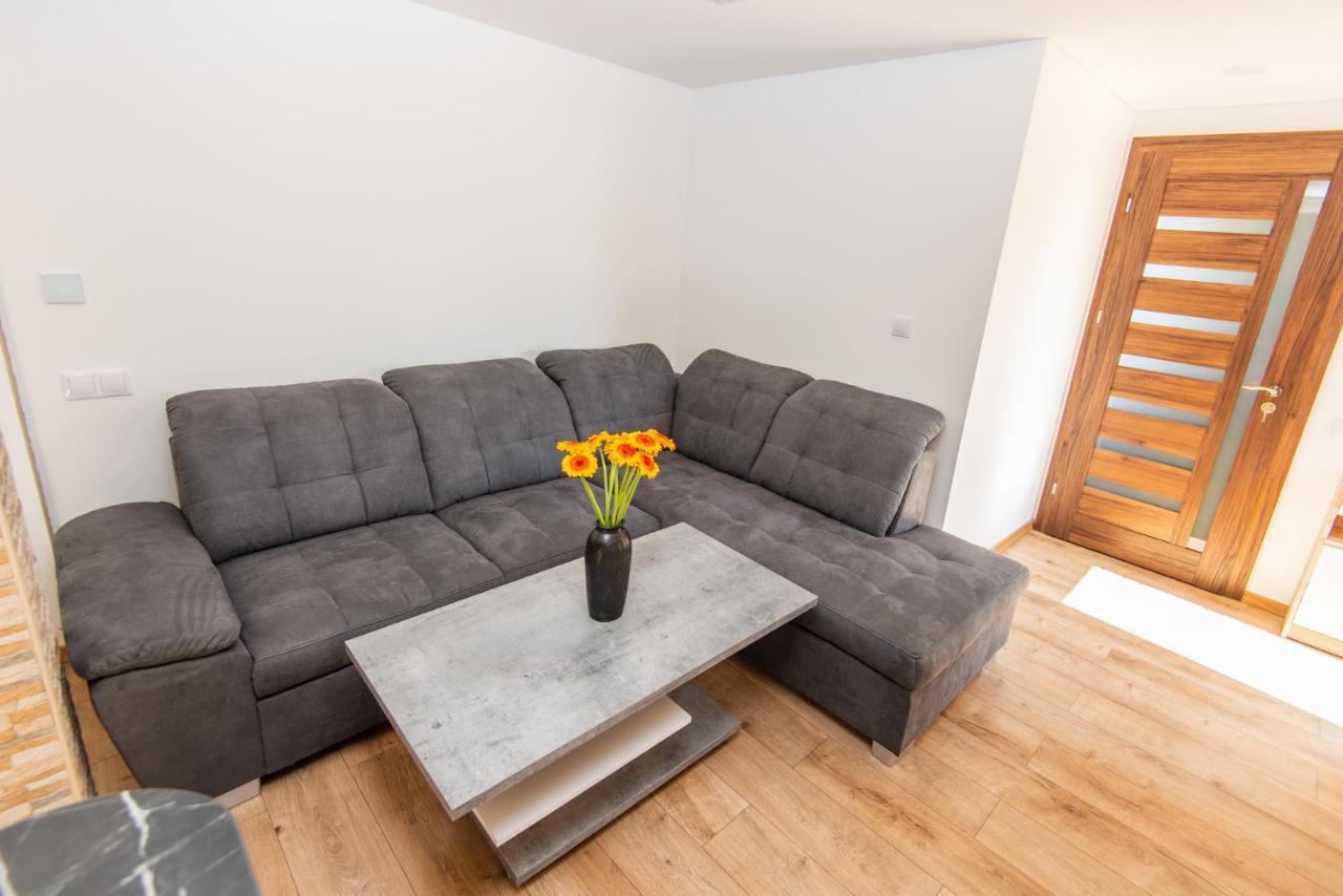 Apartamentai Pas Kaju Senamiestyje Salia Botanikos Parko Palanga Buitenkant foto